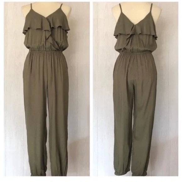 American Eagle Outfitters Army Green Jumpsuit MEDIUM - Picture 4 of 9